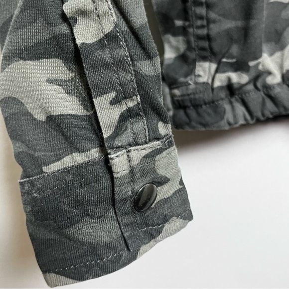 Beachlunchlounge Women's Lightweight Camo Jacket Utility Gorpcore Size Large - Picture 8 of 14